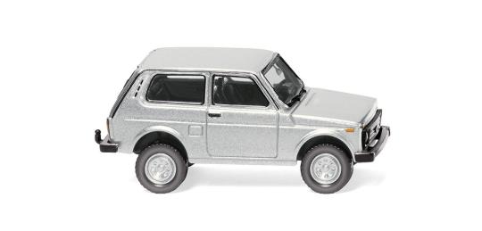 Wiking PKW Lada Niva silber-metallic 020803 