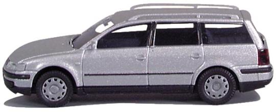 AWM VW Passat Variant metallic lila oder silber 