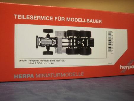 Herpa Z Fahrgestell Giga/Big/Stream 6x2 084918 