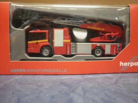 Herpa MB Econic Metz Drehleiter L32 XS Feuerwehr 