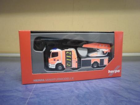 Herpa MB Atego 13 DLK L32A Rosenbauer FW Holzminden 