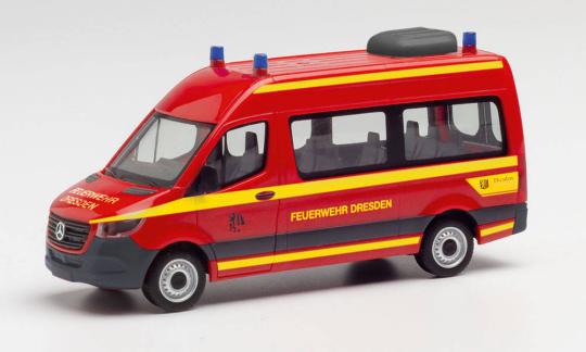 Herpa MB Sprinter \'18 Bus HD Feuerwehr Dresden 095488 
