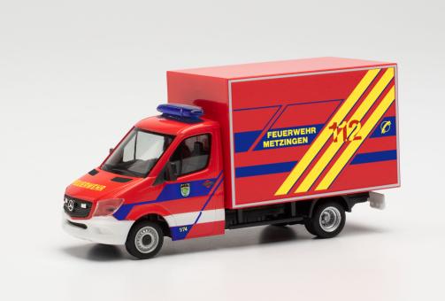 Herpa MB Sprinter 13 Kofferaufbau Feuerwehr Metzingen 