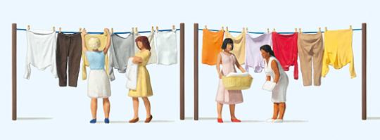Preiser Frauen beim Wäscheaufhängen 10741 