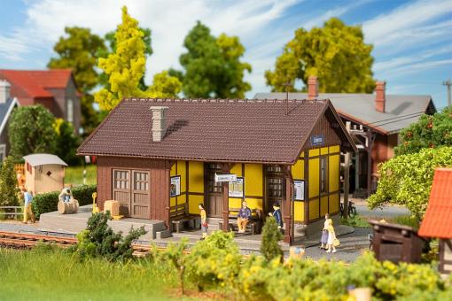 Faller Bahnhof Uderns 