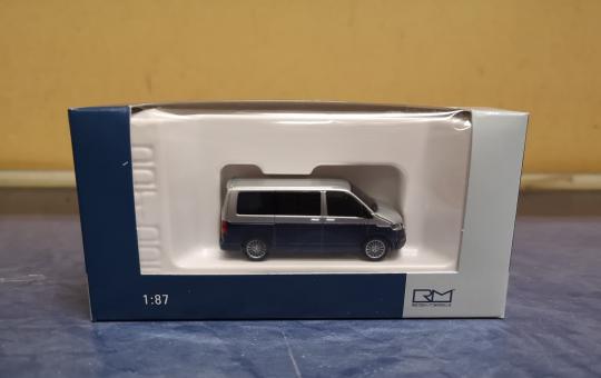 Rietze VW T6.1 Bus KR reflexsilber/starlight blue 11671 