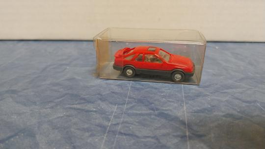 Wiking PKW Ford Sierra rot 