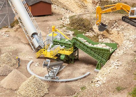 Faller Backenbrecher mit Förderband 