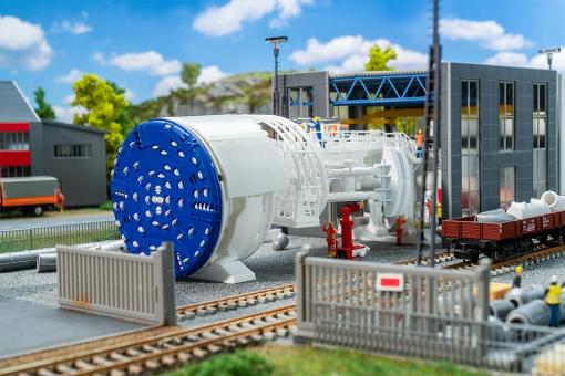 Faller Tunnelbohrmaschine im Bau 
