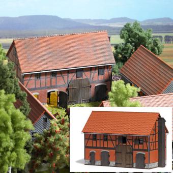 Busch Bauernhof: Scheune mit großem Stall 