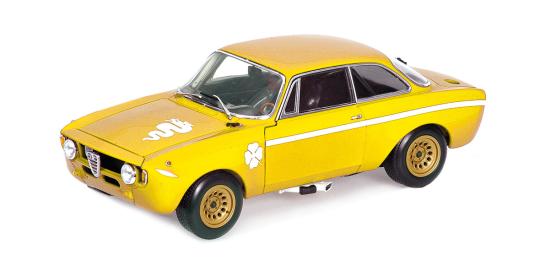 Minichamps 1:18 ALFA ROMEO GTA 1300 JUNIOR - 1971 - YELLOW 