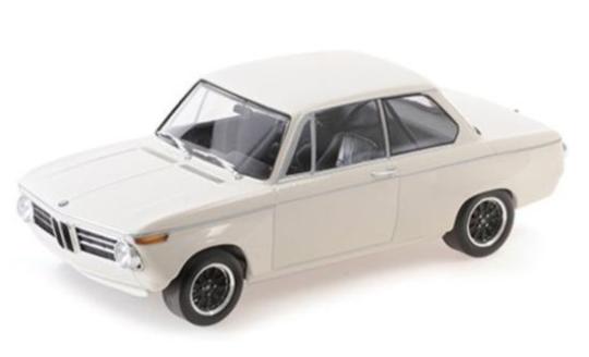 Minichamps 1:18 BMW 2002 - 1970 - WHITE (PLAIN BODY) 155702600 