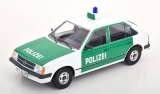 Triple 9 1:18 Opel Kadett D 5-door - Polizei 