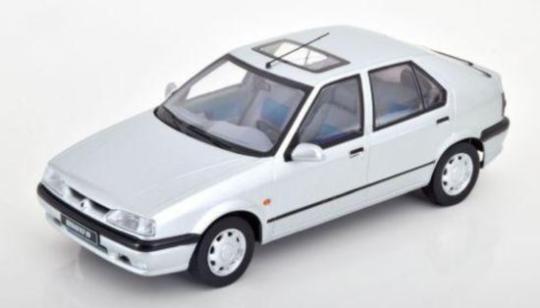 Triple 9 1:18 Renault 19 (1994) - silver met. 