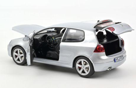 NOREV 1:18 Volkswagen Golf GTI \"Pirelli\" 2007 - silver met. 