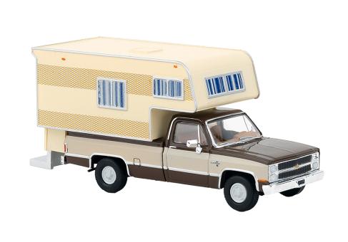 Brekina Chevrolet C 20 Camper braun 19664 