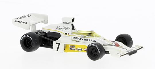 Brekina PKW McLaren M23 7, Yardley von Denni Hulme, Saison 1 