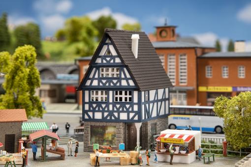 Faller Fachwerkhaus mit Apotheke 232157 