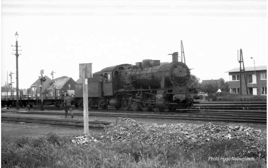 Jouef Dampflokomotive BR 81, 3-Kupplung  Symetrischer Kessel 