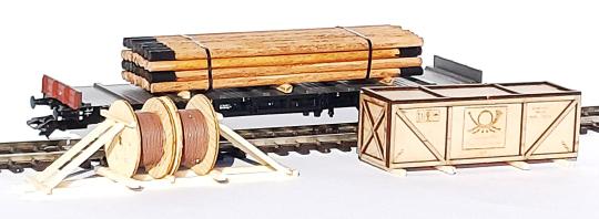 Loewe Ladegut-Set Telegrafie/Ost (Kiste/Trommel/Telegrafenmaste) / HO 2447 