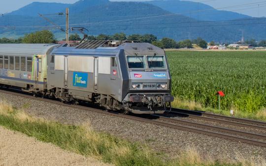 Jouef elektrische Zweisystemlokomotive BB 26163R Ep. VI SNCF 