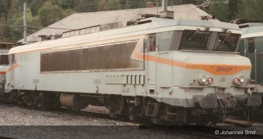 Arnold E-Lok CC 6512 grau/orange,SNCF Ep. IV HN2588 