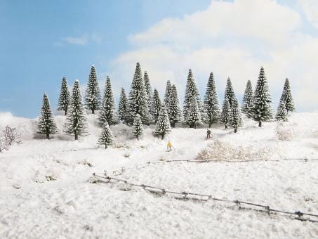 Noch Schneetannen, 25 Stück, 5 - 14 cm hoch 26828 