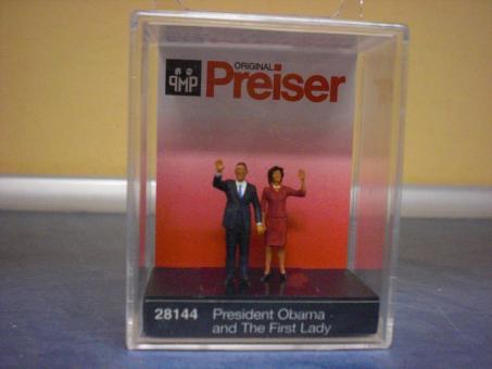 Preiser President Obama and The First 28144 