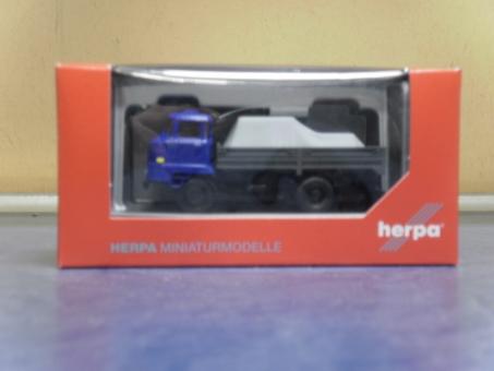 Herpa LKW L60 Pritschen-LKW blau/grau mit Ladung 307628 