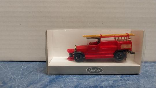 Roskopf Mercedes Feuerwehr Spritzwagen mit Leiter 