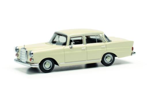 Herpa PKW MB 200 Heckflosse, creme 