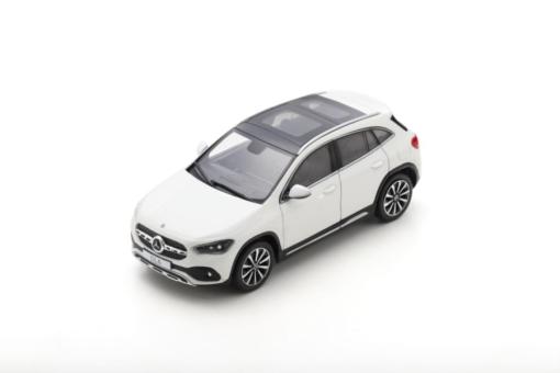 Spark/Schuco H247 Mercedes GLA 2020 - Polar white 