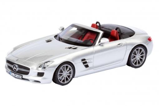 Schuco 1:43 MB SIS AMG silber 