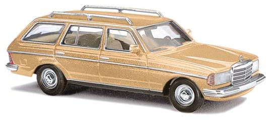 Busch PKW MB W123 T champagner 