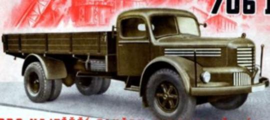 Premium ClassiXXs 1:43 Skoda 706 R, matt-dunkelgrün, 1946 