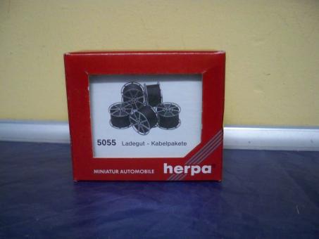 Herpa LKW Scania CR 20 HD Aerop. Tankcont-SZ Hugelshofer (CH 