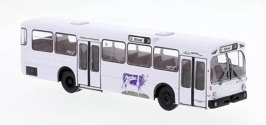 Brekina Stadtbus MB O 305 Milka aus Hamburg 