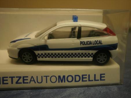 Rietze PKW Ford Focus Politie 