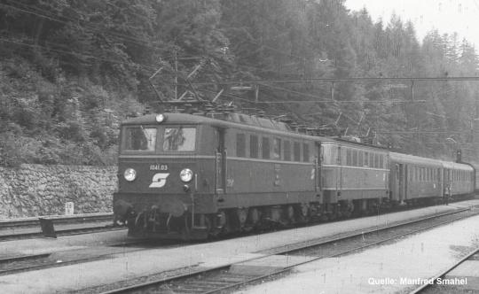 Piko ~E-Lok 1041 ÖBB IV + PluX22 Dec. 51891 