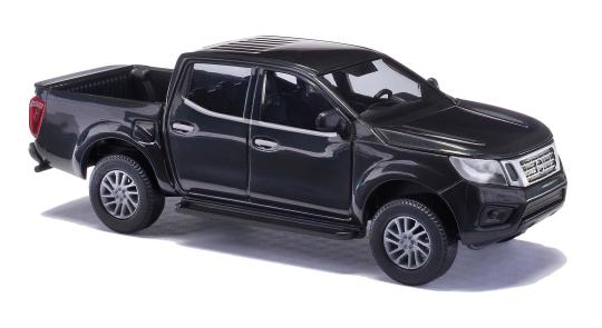 Busch Nissan Navara schwarz 