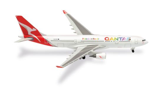 Herpa Wings 1:500 Airbus A330-200 Qantas Pride is in the Air 