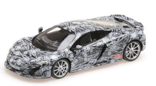 Minichamps 1:43 MCLAREN 675LT COUPÉ - 2015 - CAMOUFLAGED 