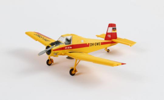 KRES Agrarflugzeug Z-37A \"Hummel\", Kennung DM-SWE 