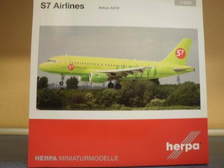 Herpa Wings 1:200 Airbus A 319 S7 Airlines 