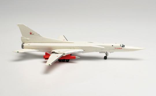 Herpa Wings 1:200 Tupolev TU-22M3M Prototype 572149 