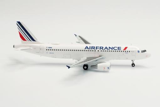 Herpa Wings 1:200 Airbus A 320 Air France 2021 livery 572217 