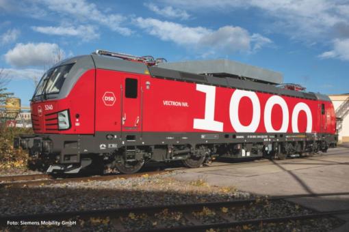 Piko ~E-Lok/Sound 1000. Vectron DSB VI + PluX22 Dec. 