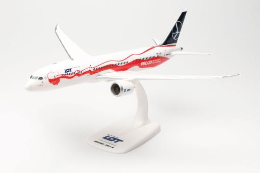 Herpa Snap Wings 1:200 Boeing 787-9 LOT Proud 613781 