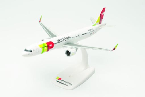 Herpa Snap Wings 1:200 Airbus A321LR TAP Air Portugal 613835 