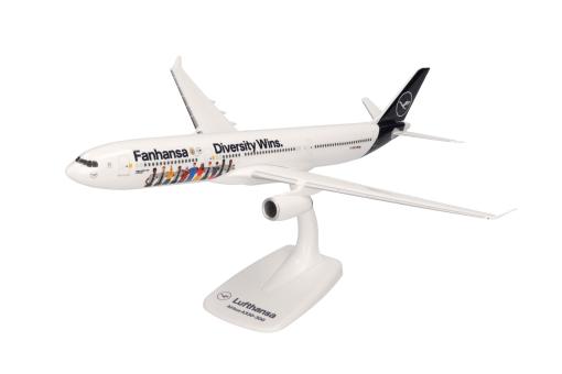 Herpa Snap Wings 1:200 Airbus A 330-300 Lufthansa Diversity 